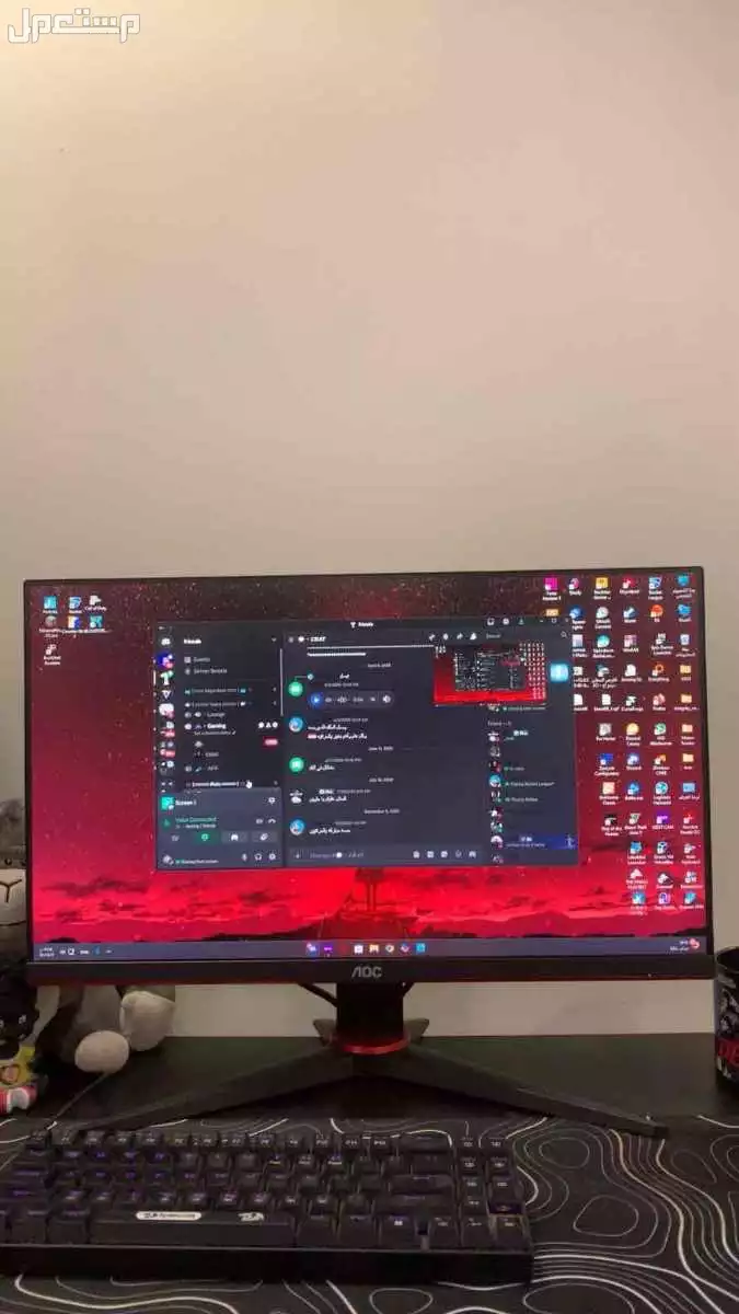 بي سي معه شاشه 165هيرتز وطاوله L وماوس وكيبورد في المجمعة بسعر 3500 ريال سعودي