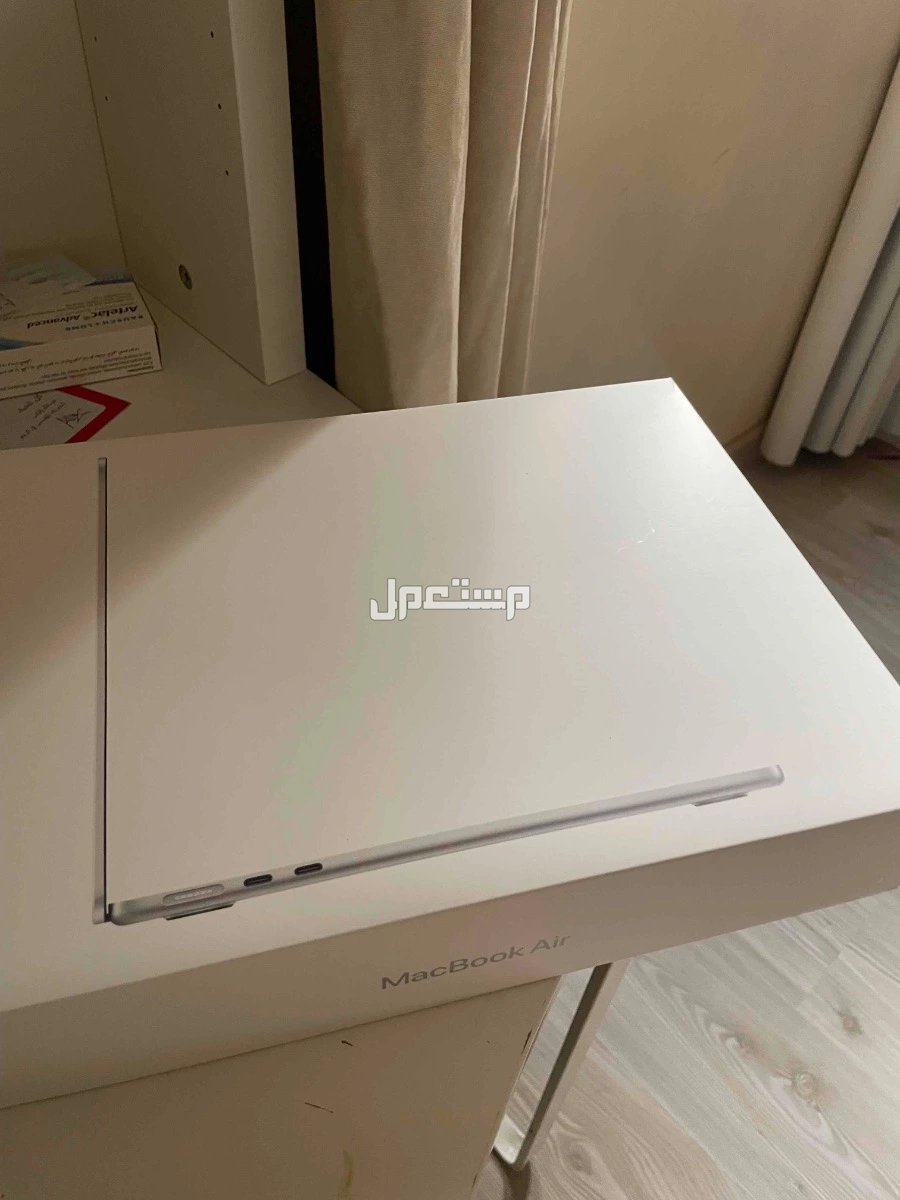 new MacBook Air M4 ماك بوك آير جديد ماركة أبل في الرياض بسعر 4 آلاف ريال سعودي