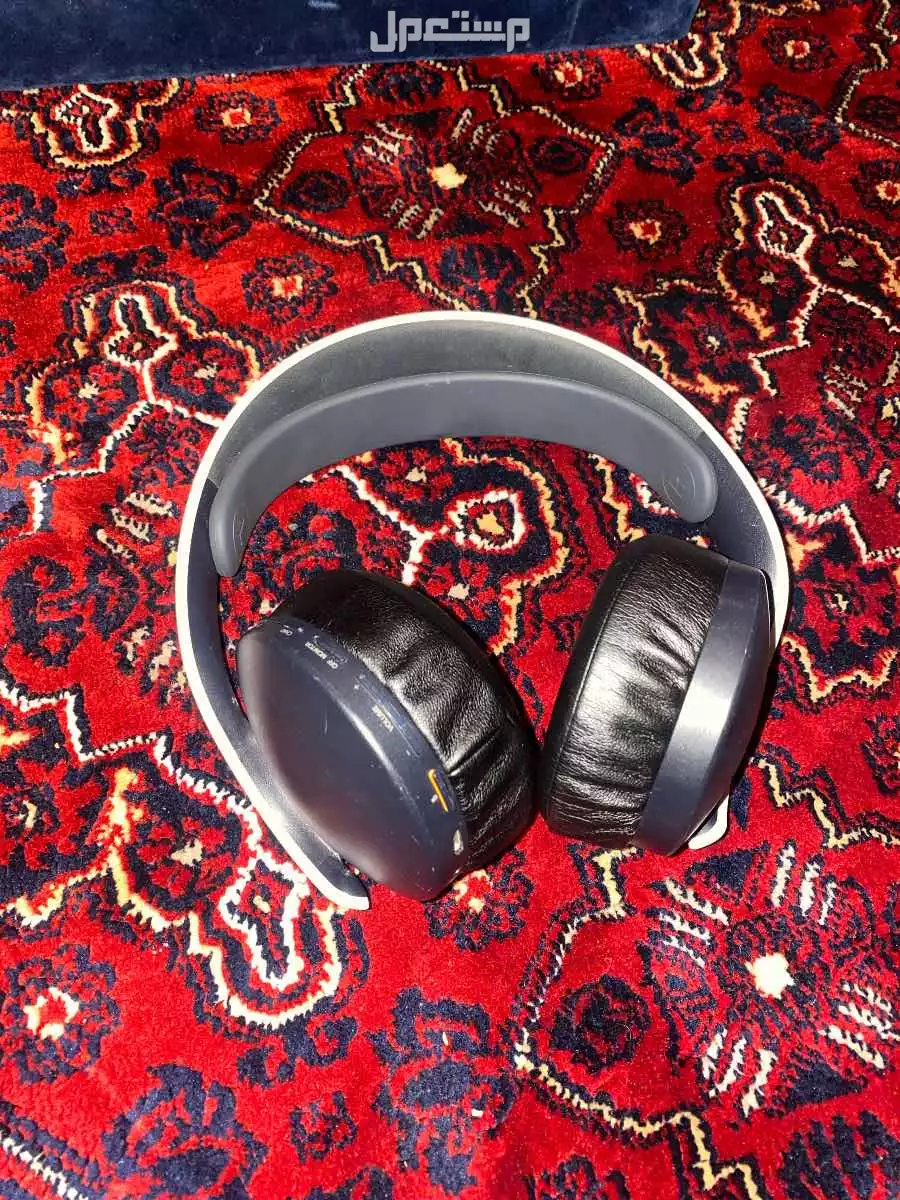 سماعة سوني فايف 3D في الطائف بسعر 200 ريال سعودي
