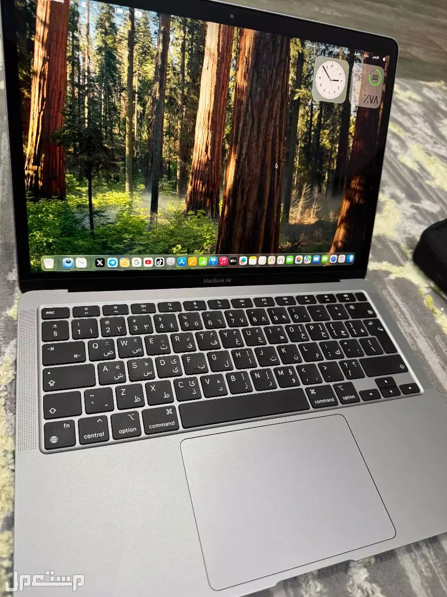 ماك بوك اير موديل 2020 بحالة ممتازة ماركة أبل في بيشة