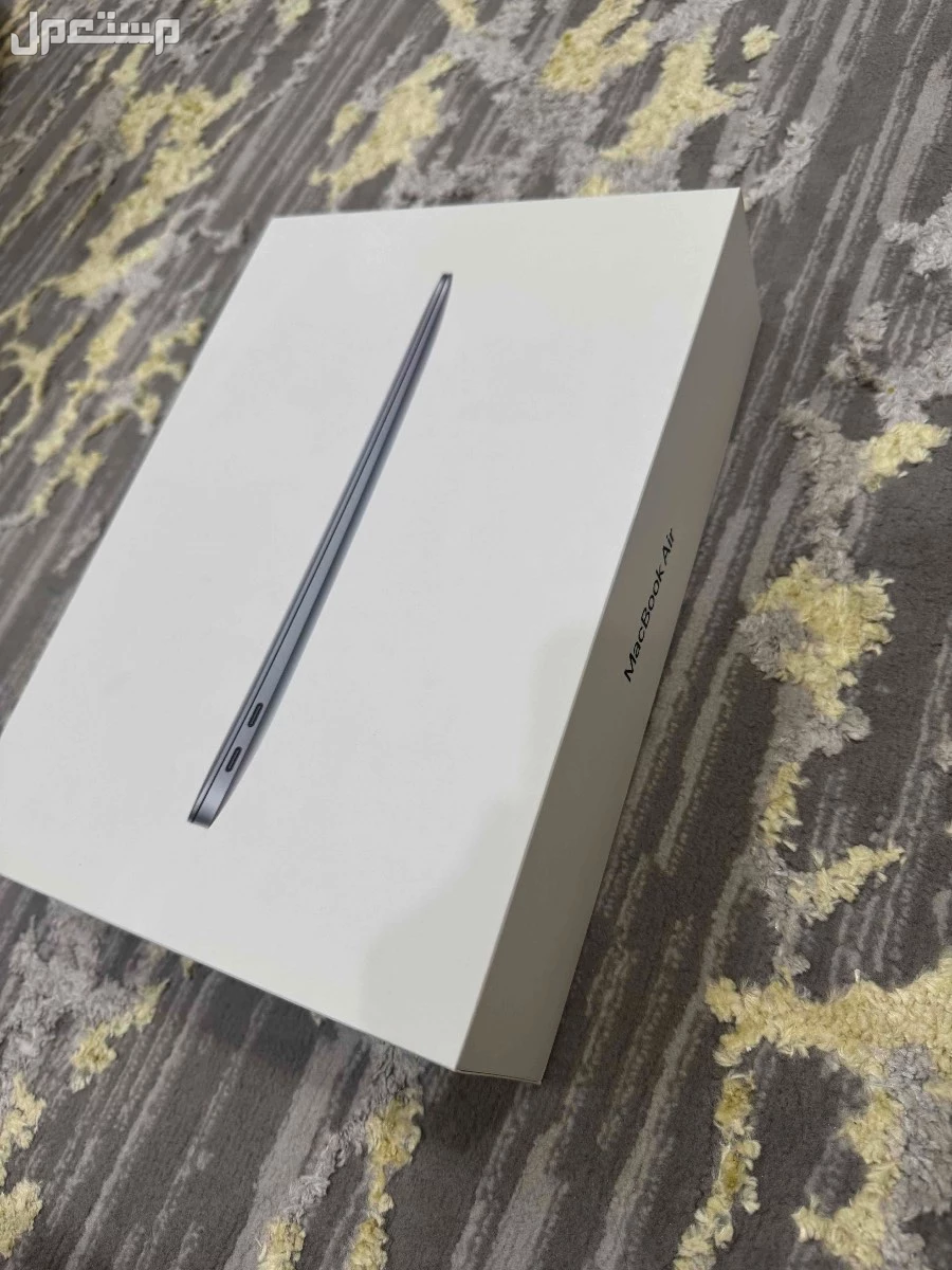 ماك بوك اير موديل 2020 بحالة ممتازة ماركة أبل في بيشة