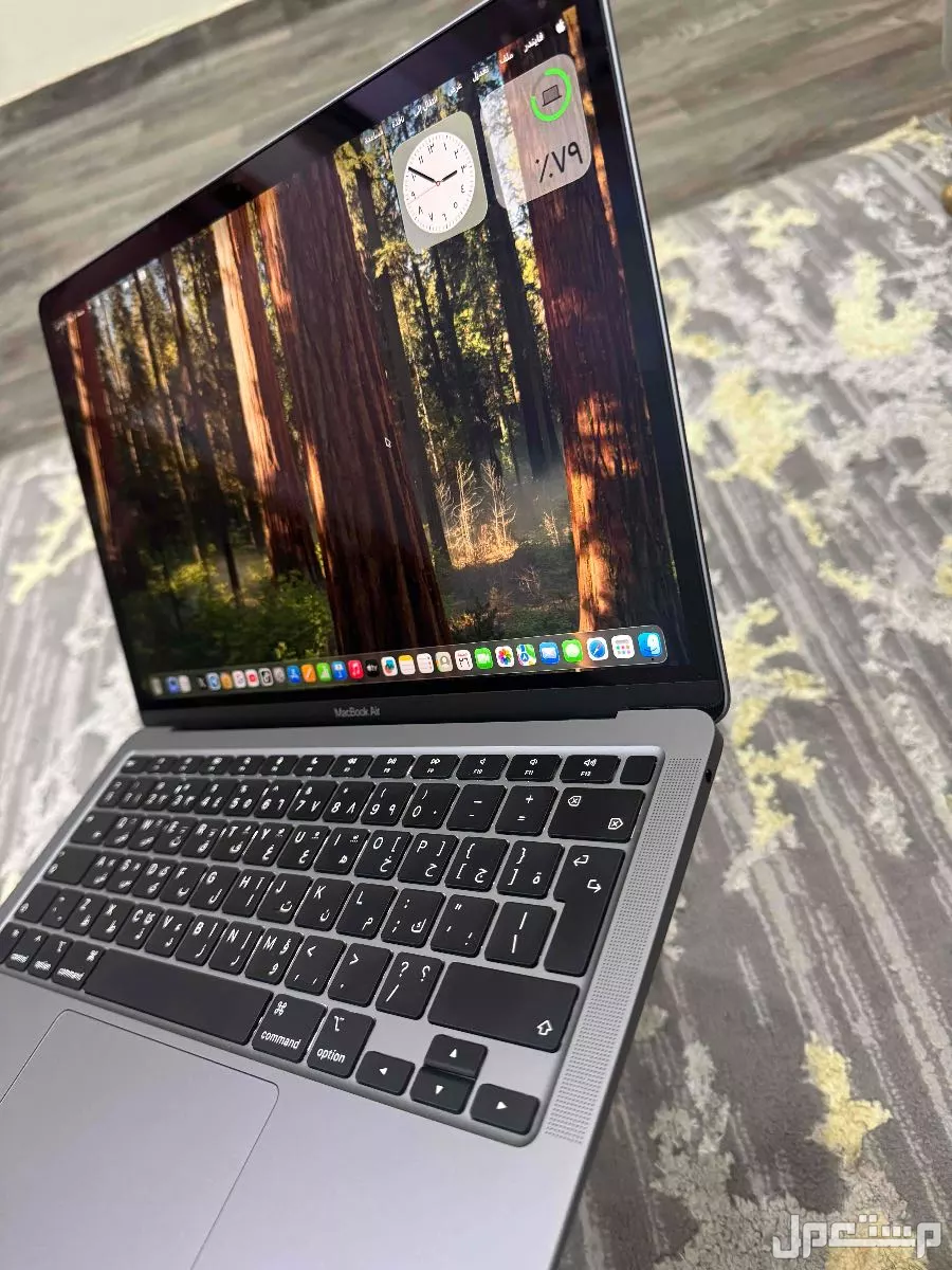 ماك بوك اير موديل 2020 بحالة ممتازة ماركة أبل في بيشة