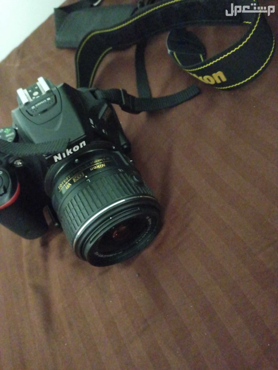 كاميرا نيكون مستخدمة للبيع بسعر 5500