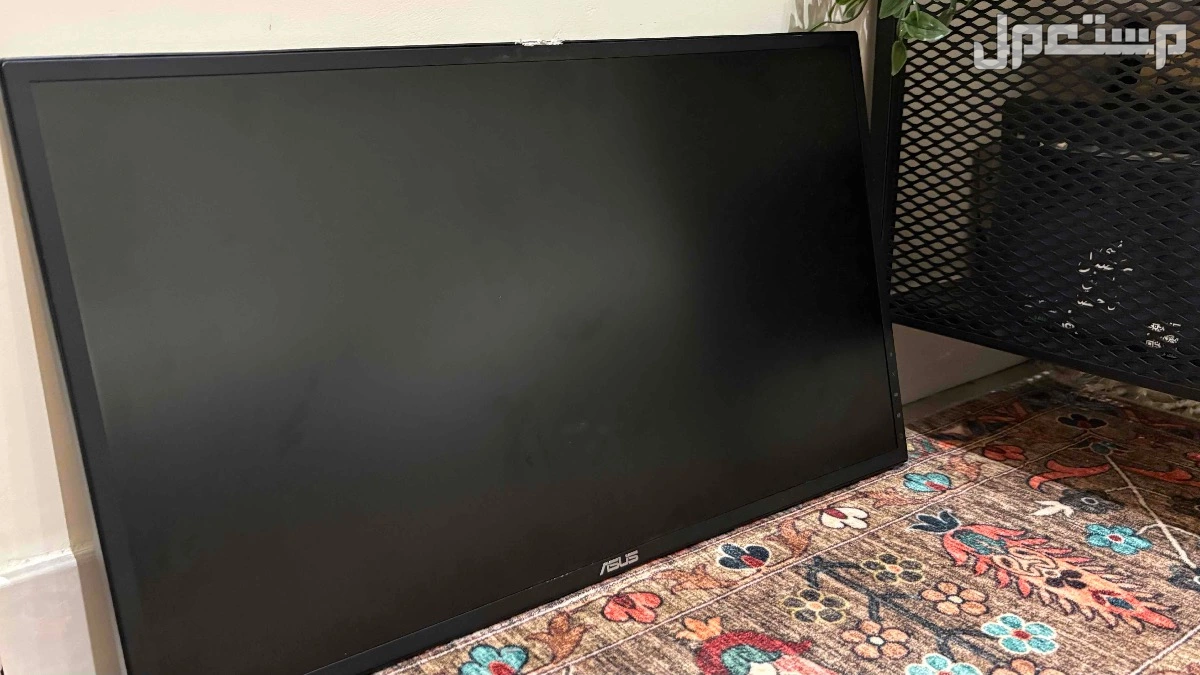 شاشة في مكة المكرمة بسعر 500 ريال سعودي