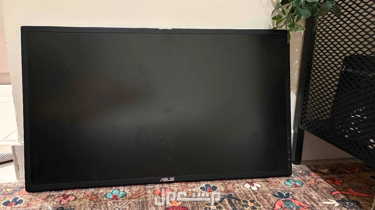 شاشة في مكة المكرمة بسعر 500 ريال سعودي