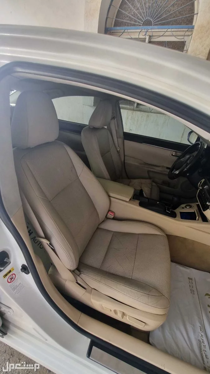 لكزس ES 2013 مستعملة للبيع في جدة بسعر 55 ألف ريال سعودي