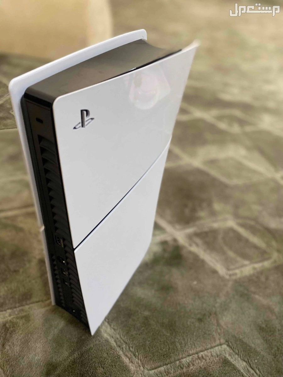 بلاستيشن 5 سوني 5 للبيع بسعر 1300
