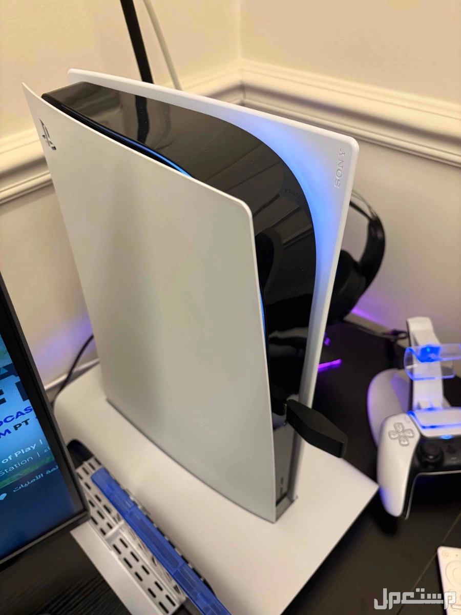 بلاستيشن 5 + شاشة سامسونج  في تبوك رمزي