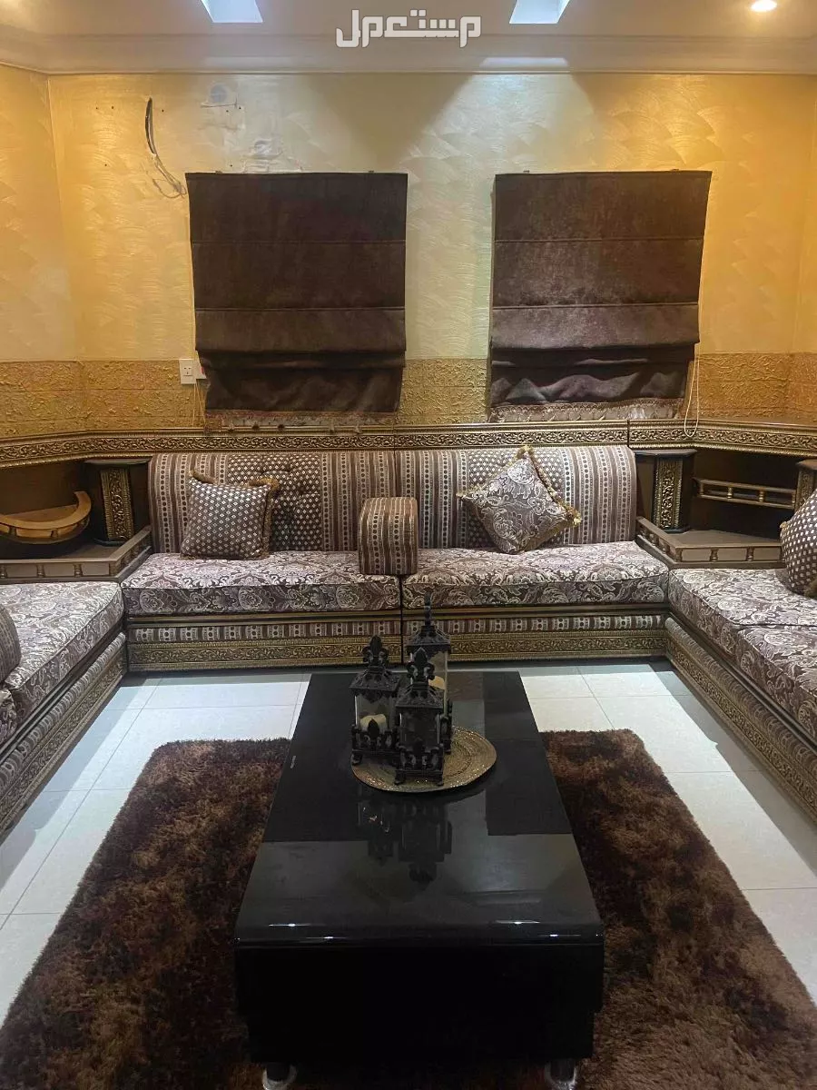 للبيع عفش مجالس و غرفة نوم  في راس التنورة بسعر 15 ألف ريال سعودي
