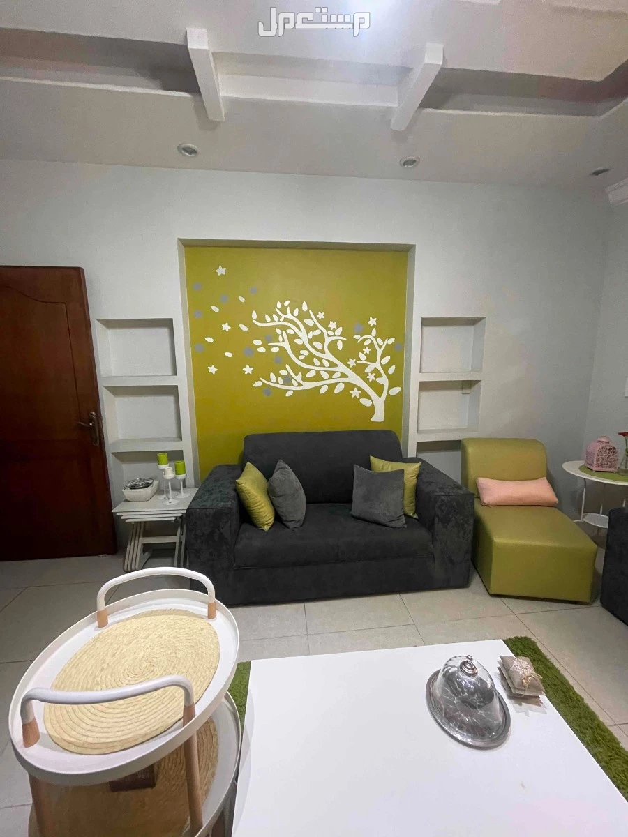 للبيع عفش مجالس و غرفة نوم  في راس التنورة بسعر 15 ألف ريال سعودي
