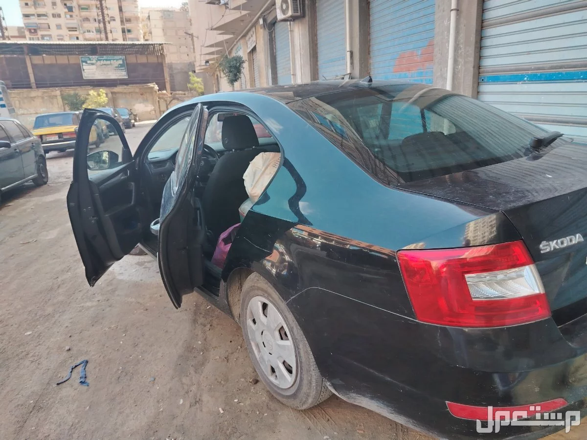 سكودا اوكتافيا 2015 مستعملة للبيع في قسم أول المنتزة بسعر 880 ألف جنيه مصري