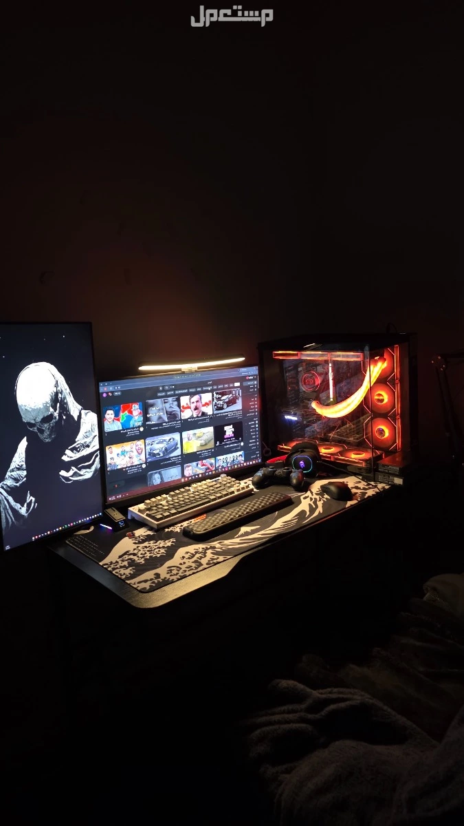 شاشة قيمنق27 من ايسر بحاله ممتازه ولا فيها اي مشاكل