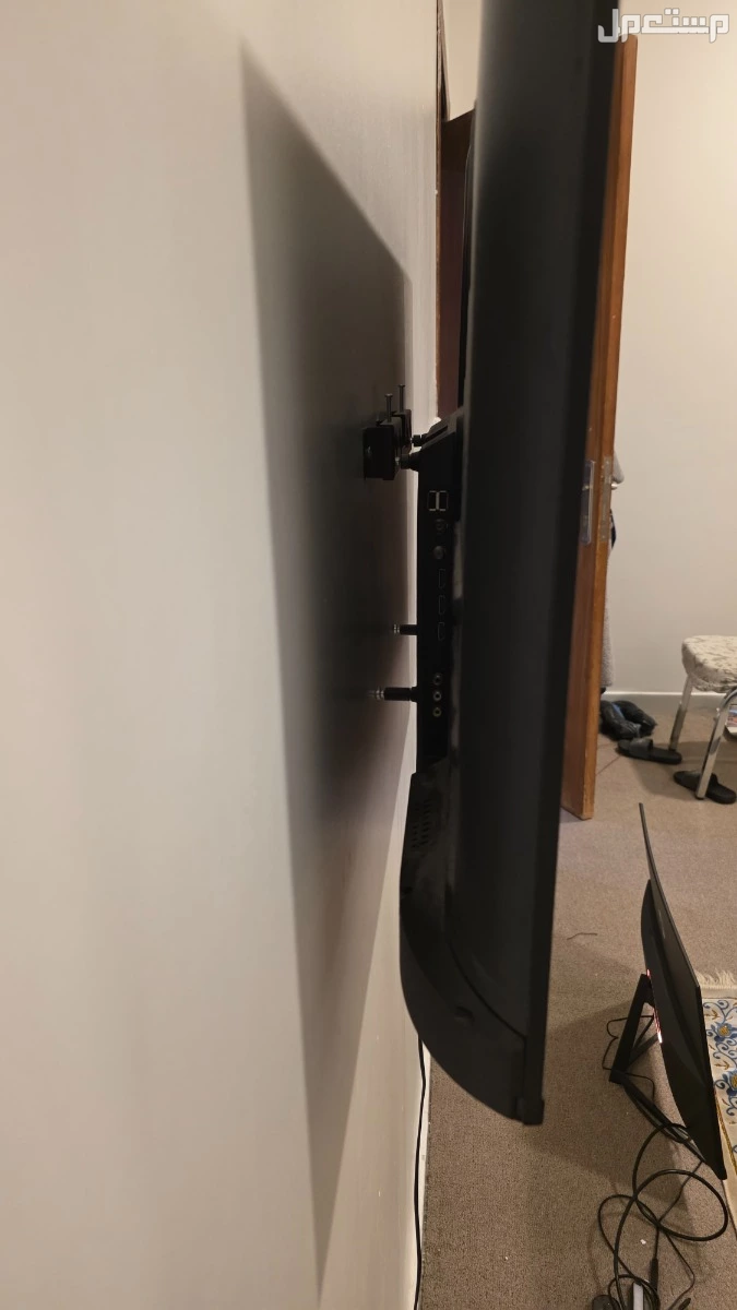 شاشة سمارت 41بوصه 2k  نظام ذكي قوقل تدعم جميع التطبيقات وحالتها ممتازه جدا