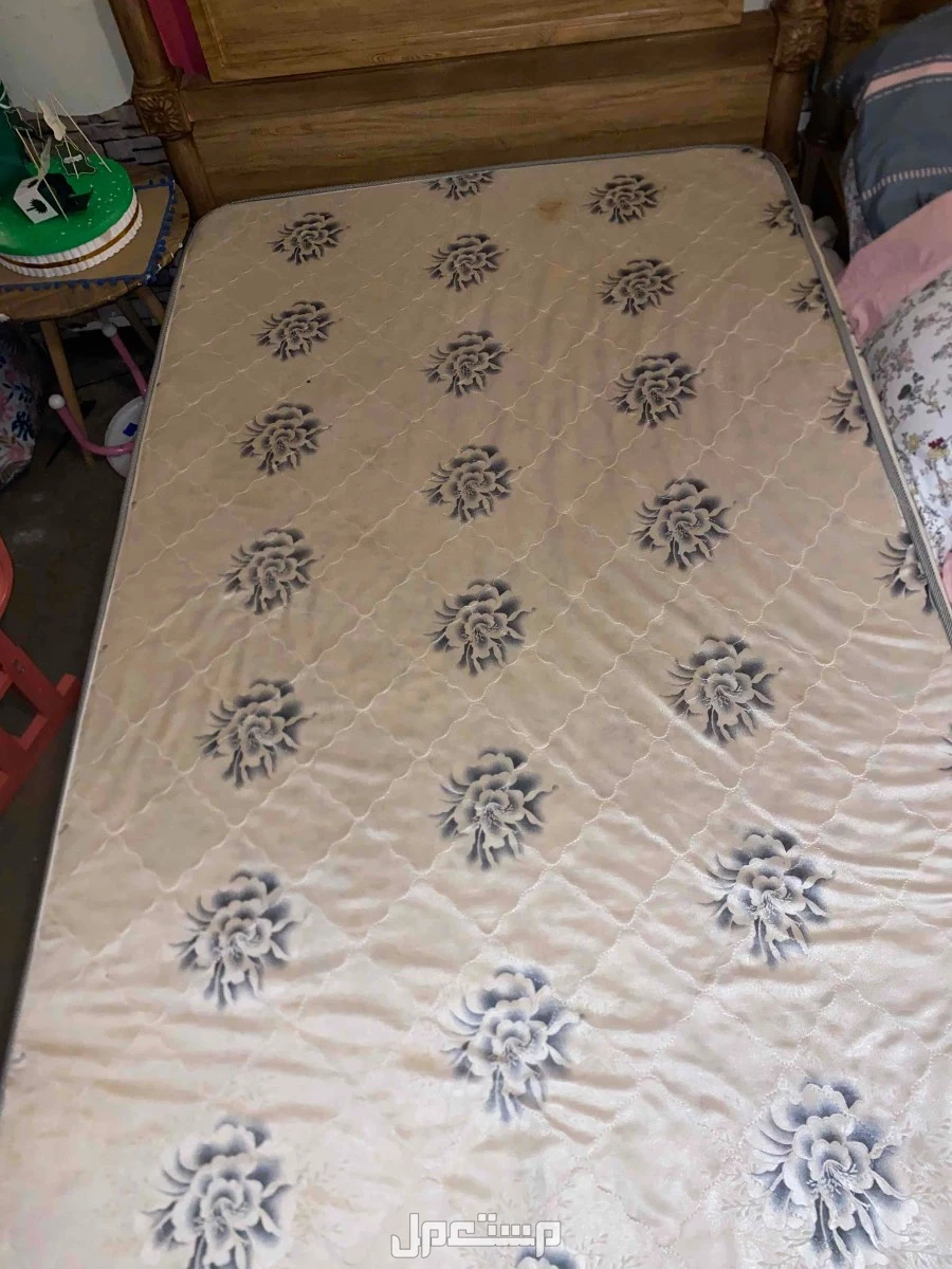 غرفه نوم للبيع موديا قديم الخشب اصلي ممتاز
