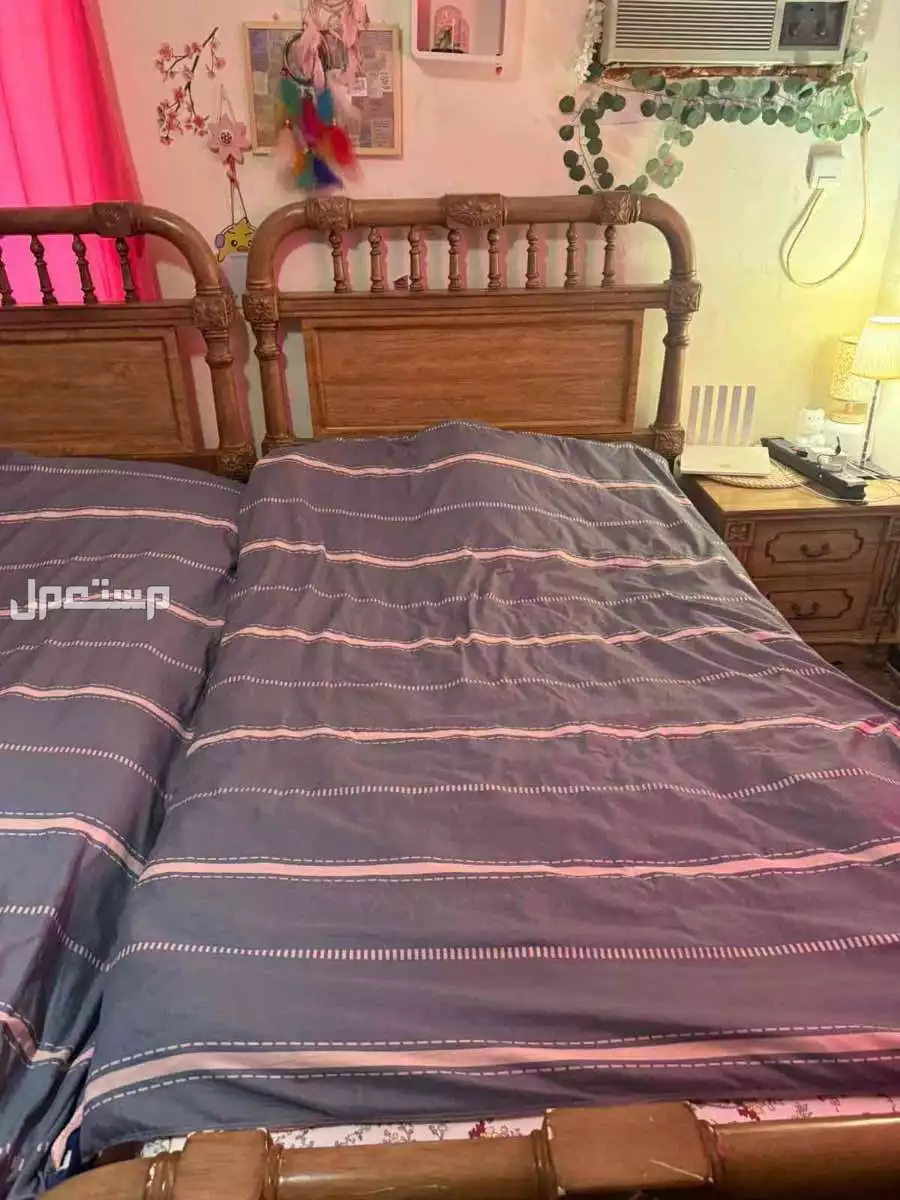 غرفه نوم للبيع موديا قديم الخشب اصلي ممتاز