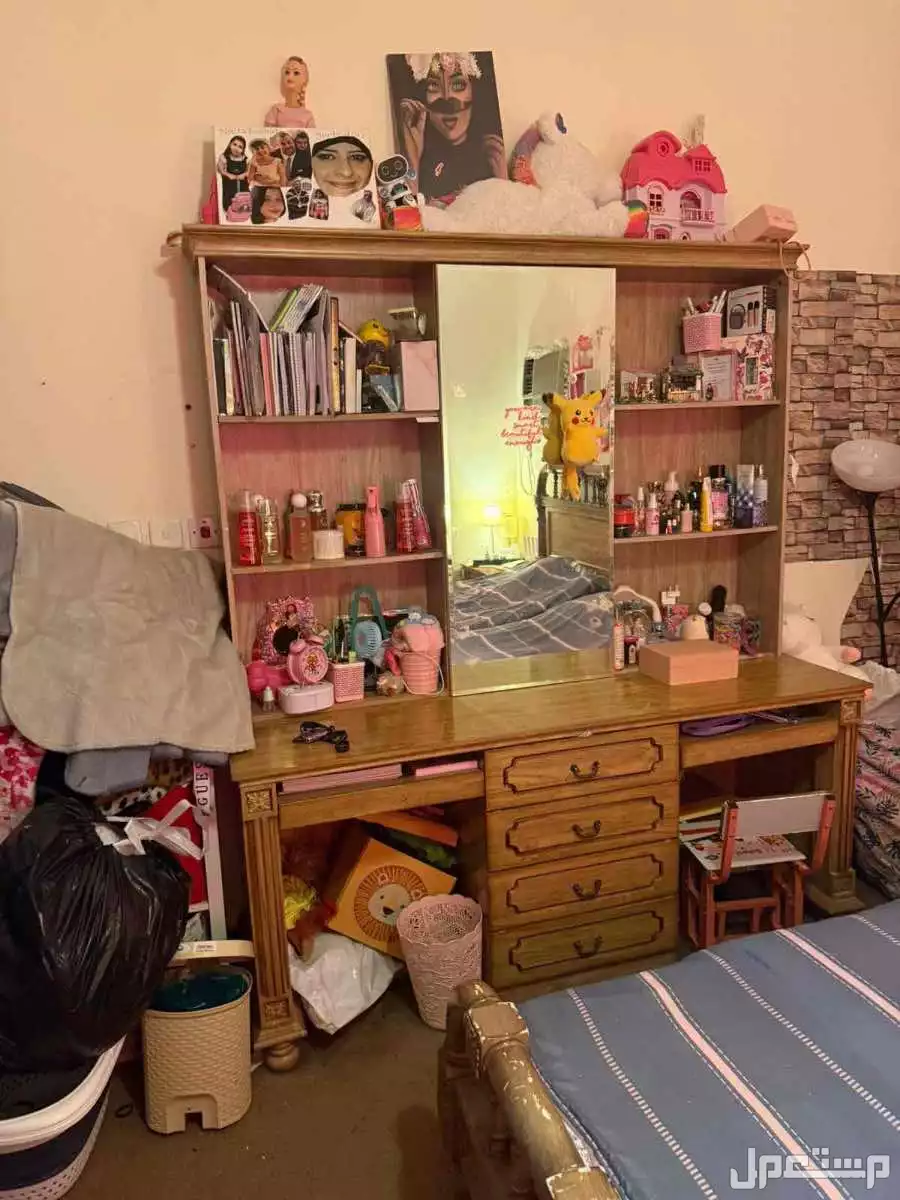 غرفه نوم للبيع موديا قديم الخشب اصلي ممتاز