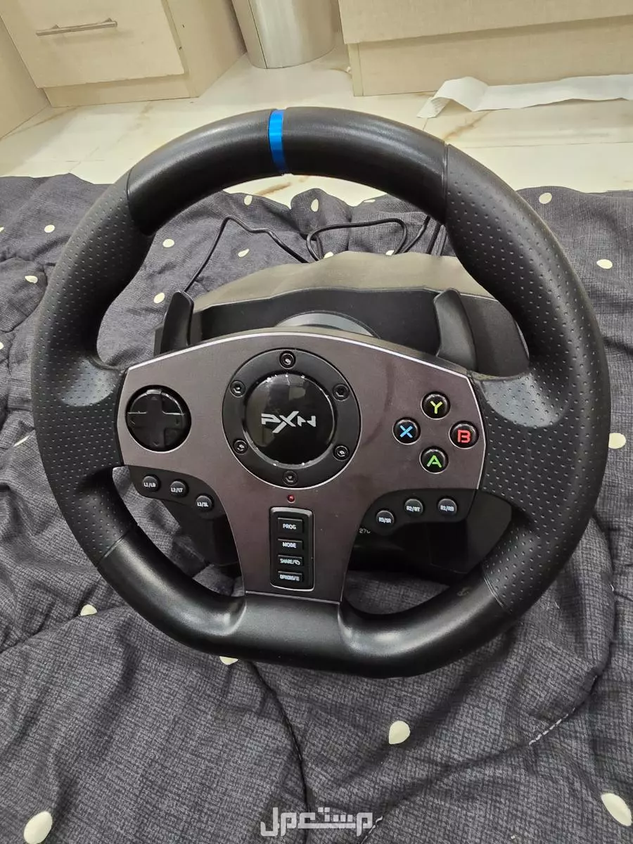 طاره و شريطين للبدل ب سوني 4  ما فيه شي و يوجد توصيل داخل بريده