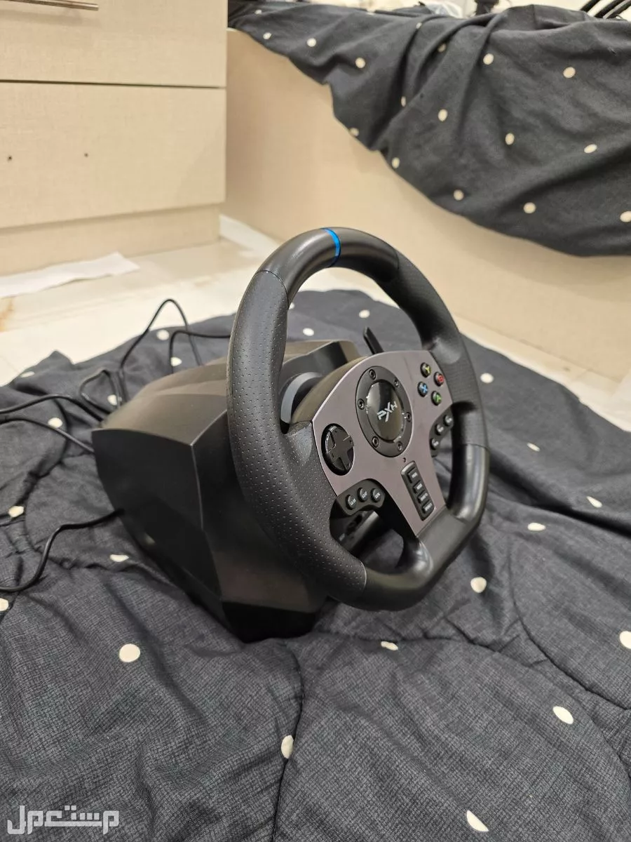 طاره و شريطين للبدل ب سوني 4  ما فيه شي و يوجد توصيل داخل بريده