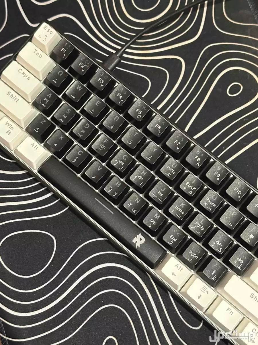 سوني5+يد+كيبورد في مكة المكرمة بسعر 1570 ريال سعودي