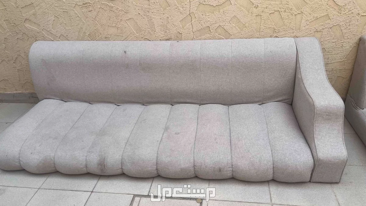 كنب قطعتين في بريدة بسعر 100 ريال سعودي