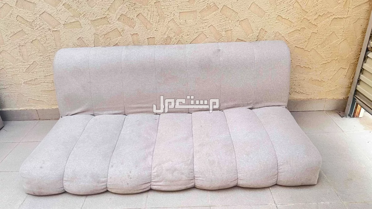 كنب قطعتين في بريدة بسعر 100 ريال سعودي