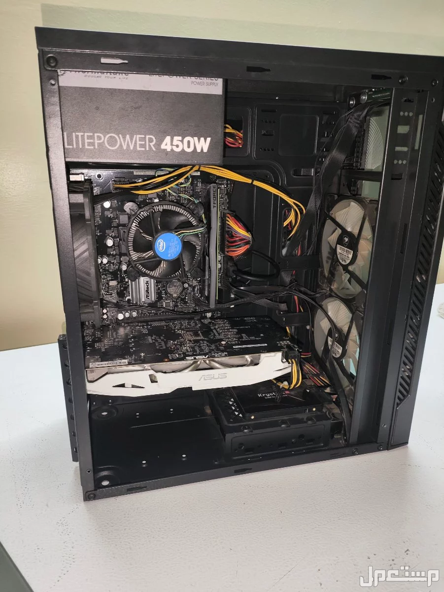 للبيع كمبيوتر بي ب1000 مستعمل نضيف