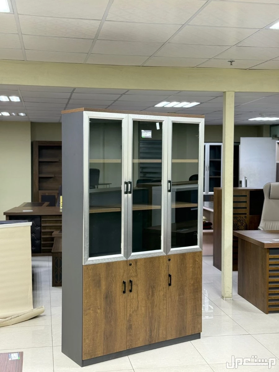 أثاث مكتبي عالي الجودة  في الرياض بسعر 120 ريال سعودي