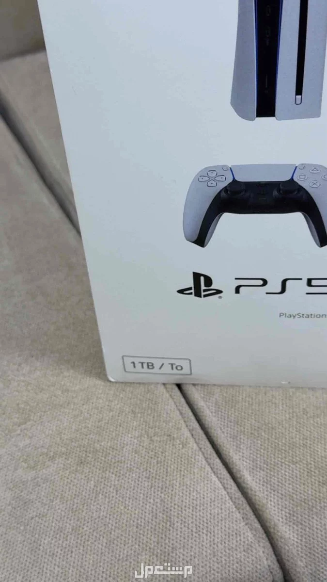 للبيع سوني 5 جديد مانفك بسعر 2200