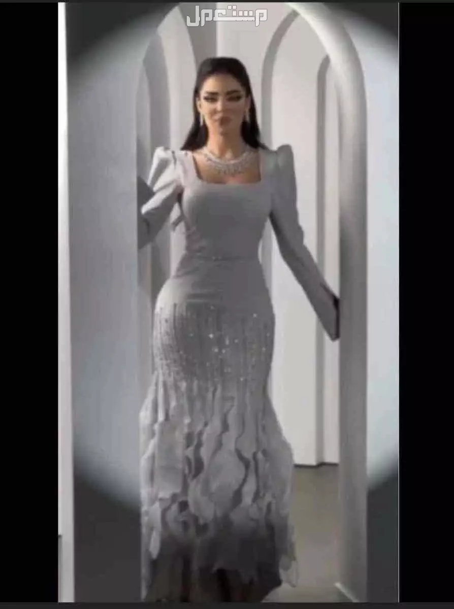 فستان ملكة/زواج أنيق – فضي مطرز (مقاس S في الرياض بسعر 550 ريال سعودي