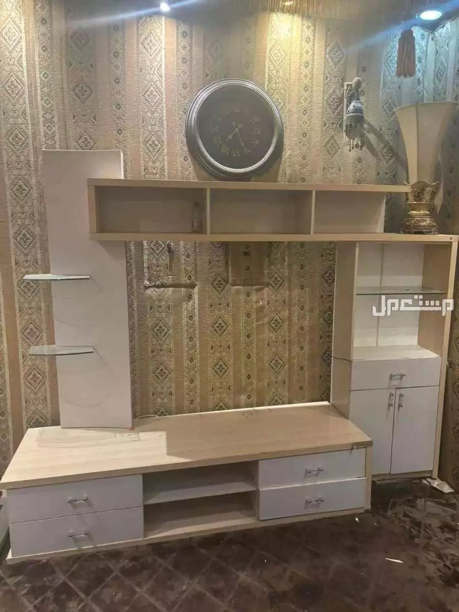 الرياض الدار البيضاء  في الرياض بسعر ألف ريال سعودي مكتبه من ستي w