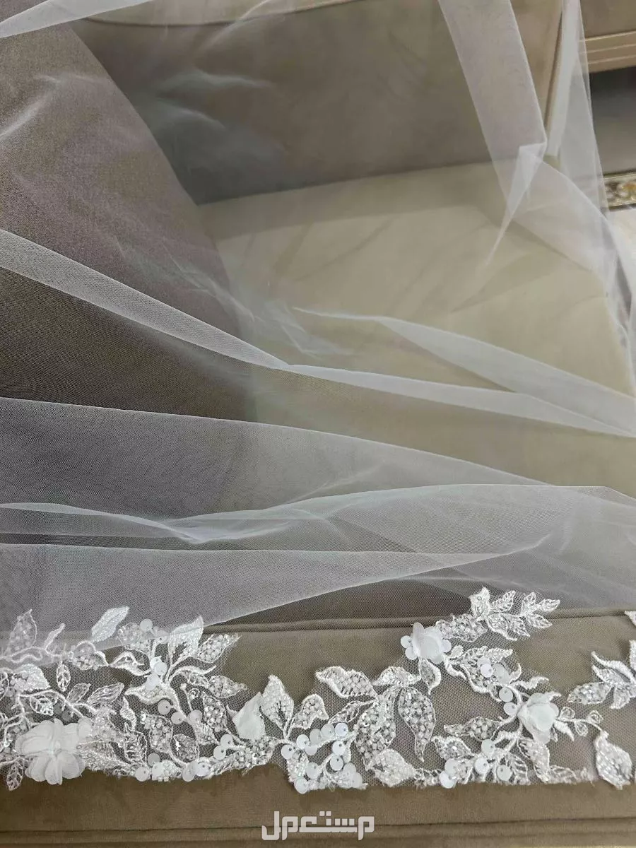 فستان زفاف راقي وفاخر في مكه قابل لتفاوض في الطائف بسعر 2500 ريال سعودي
