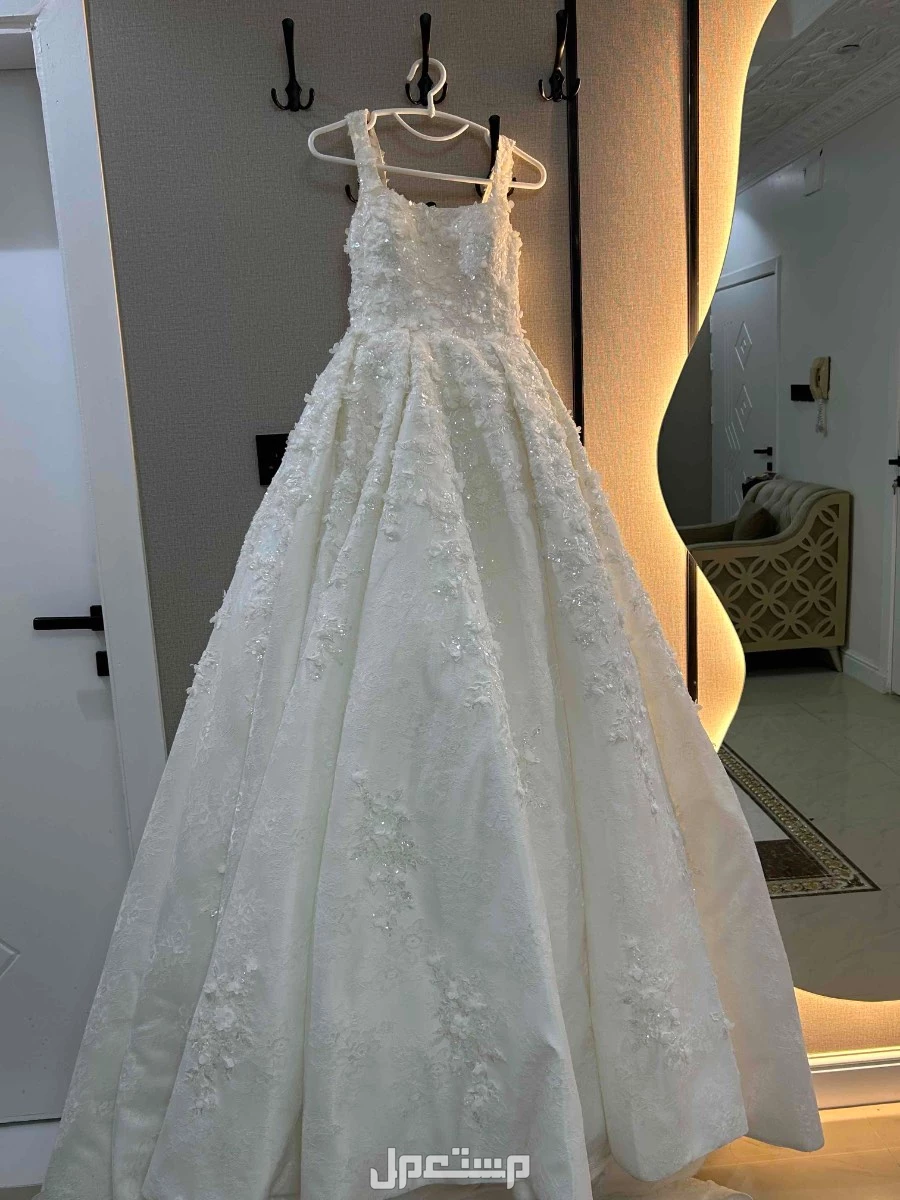 فستان زفاف راقي وفاهر في مكه 2500قابل لتفاوض في الطائف بسعر 2500 ريال سعودي