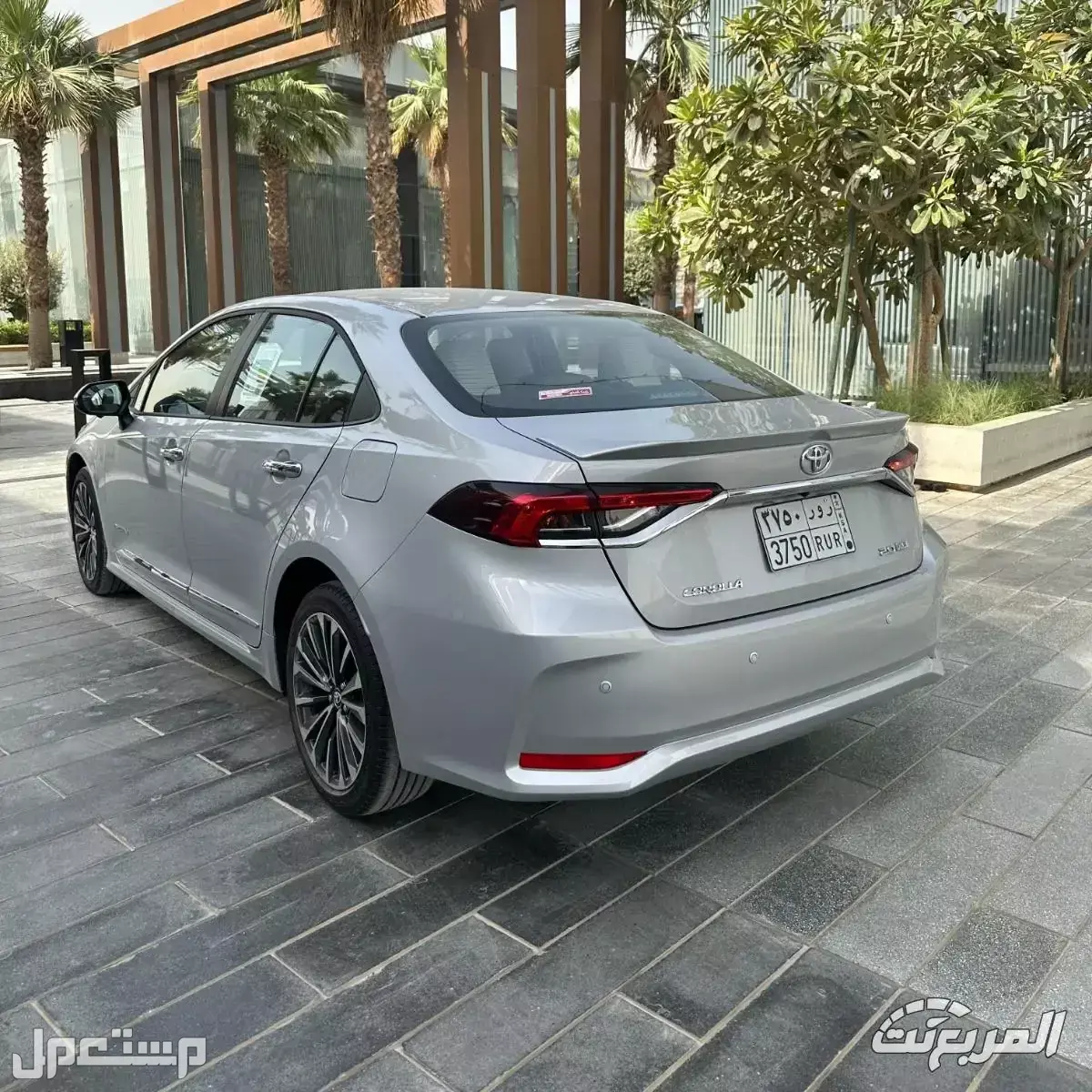 أفضل سيارات تويوتا نسائية 2026 مع الأسعار والمواصفات والصور تويوتا كورولا 2025