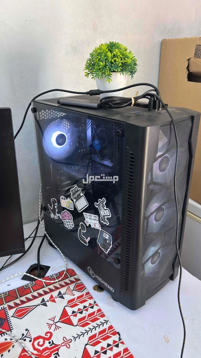 pc للبيع نظيف استخدام شهر السعر3500
