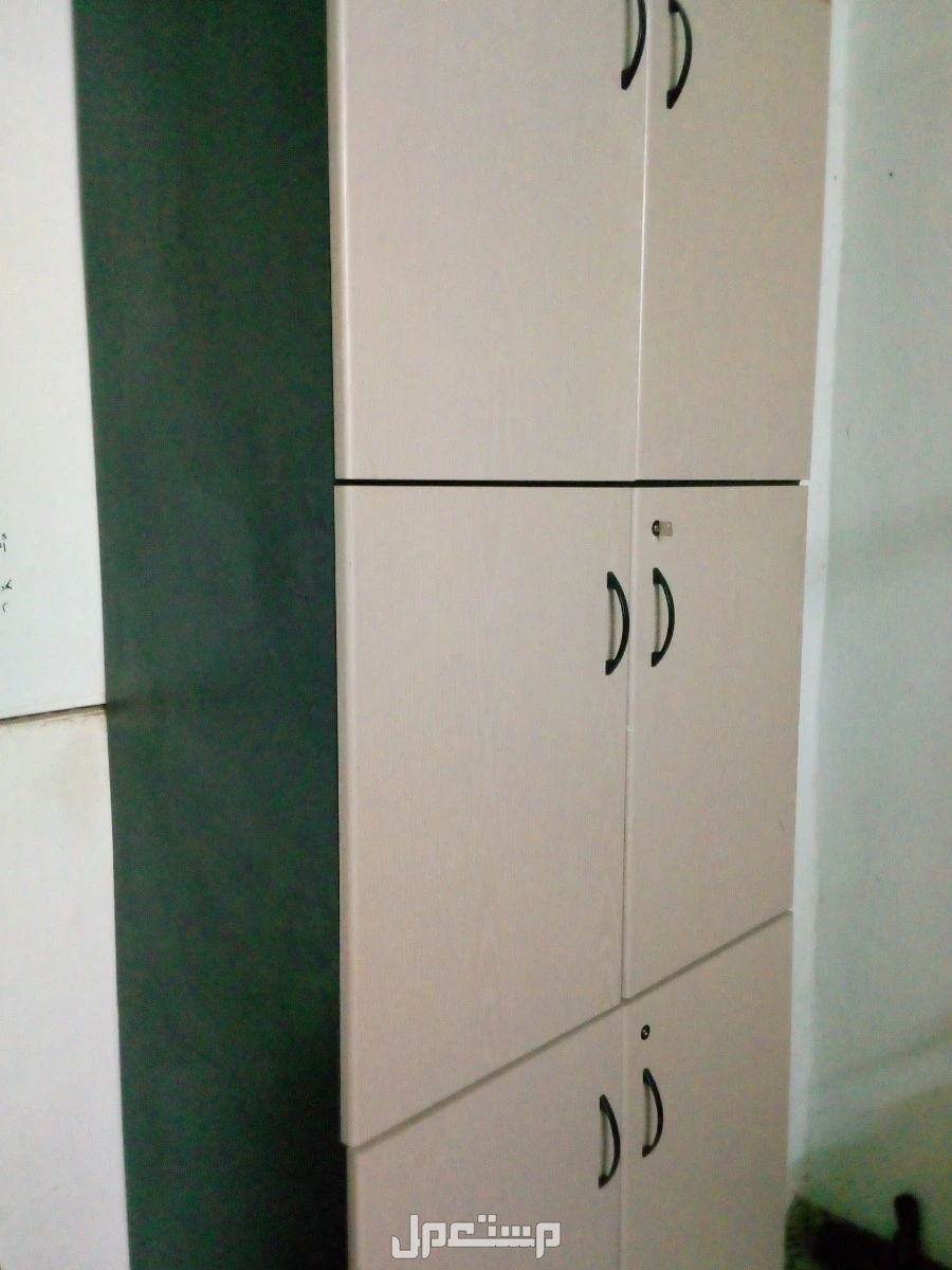 دولاب افقي ثلاثة طوابق متفرقة في مكة المكرمة بسعر 250 ريال سعودي