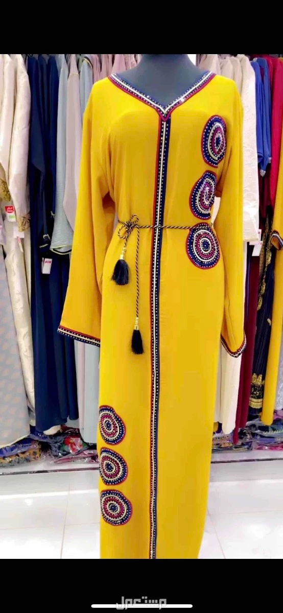 ملابس نسائيه بيع بالكامل  ويوجد عبايات وطرح جديده جميع المديلات في البكيرية بسعر 20 ريال سعودي
