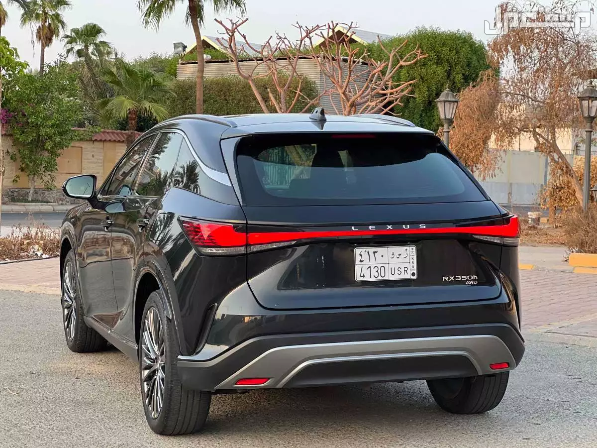 لكزس RX 2023 مستعملة للبيع في جدة بسعر 265 ألف ريال سعودي