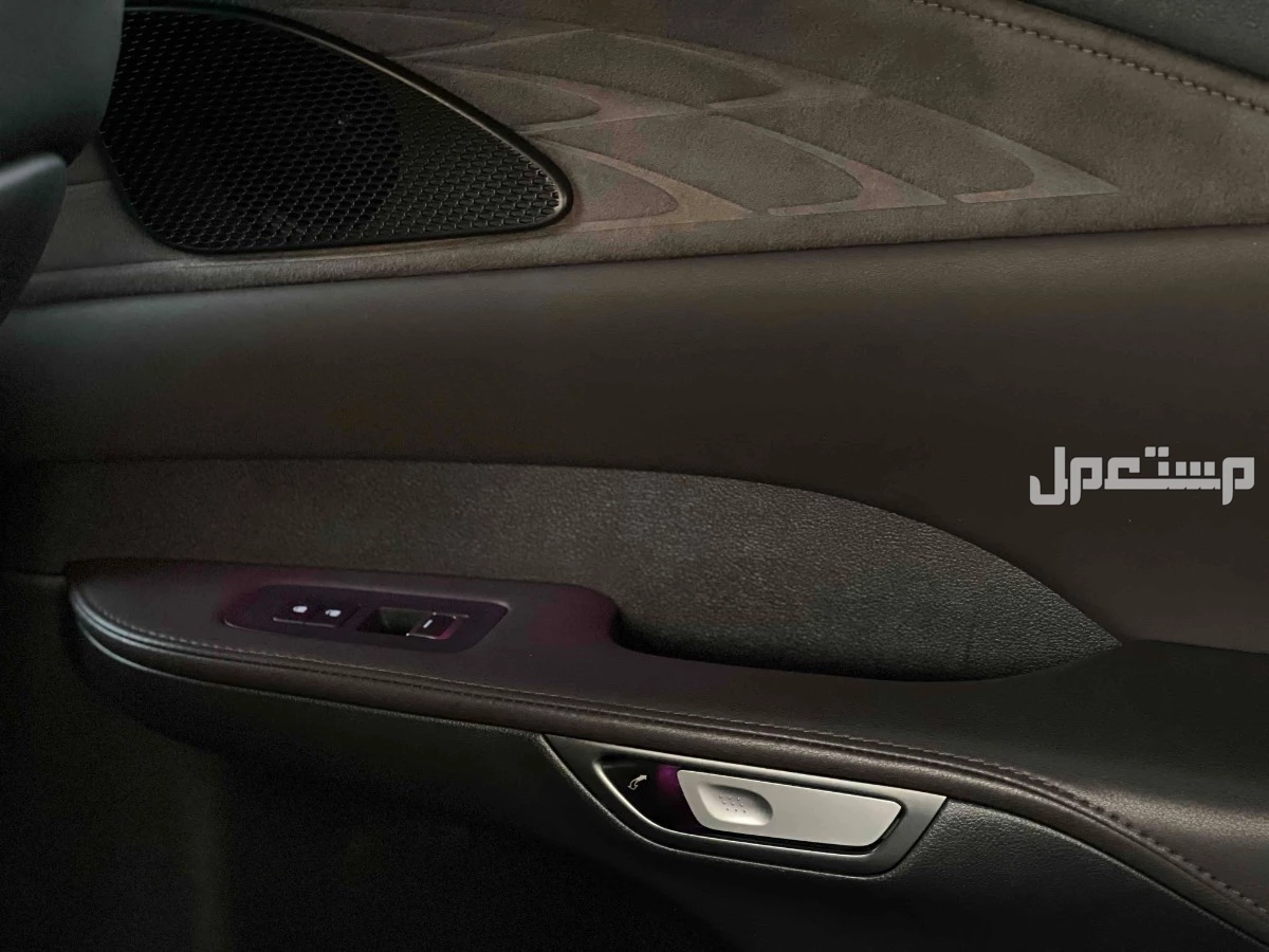 لكزس RX 2023 مستعملة للبيع في جدة بسعر 265 ألف ريال سعودي