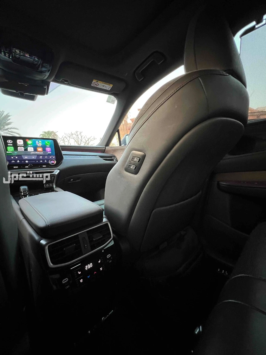 لكزس RX 2023 مستعملة للبيع في جدة بسعر 265 ألف ريال سعودي