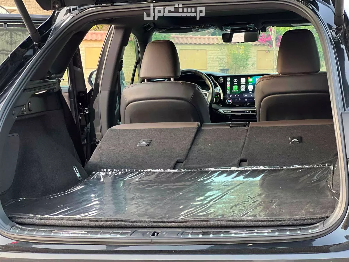 لكزس RX 2023 مستعملة للبيع في جدة بسعر 265 ألف ريال سعودي