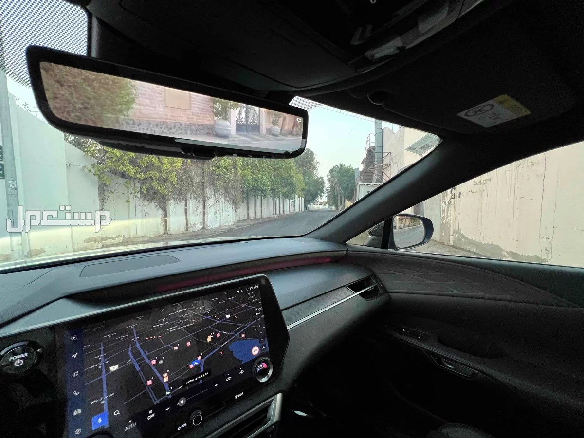 لكزس RX 2023 مستعملة للبيع في جدة بسعر 265 ألف ريال سعودي