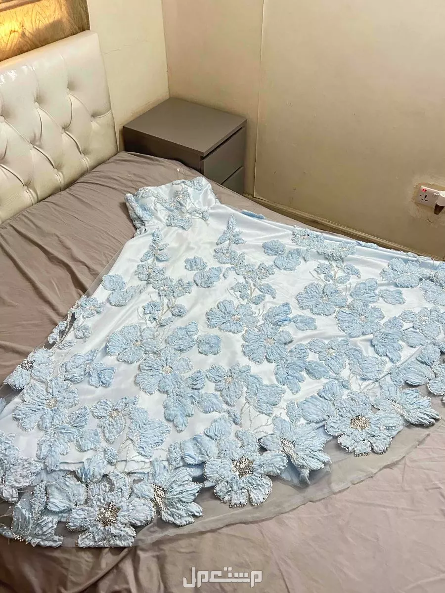 العزيزية الرياض شارع الدهاسية فستان سماوي لعروسه او مناسبة فخمه