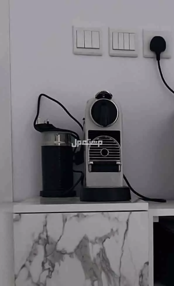 الة النيسبريسو مع الفورثر في مكة المكرمة بسعر 600 ريال سعودي