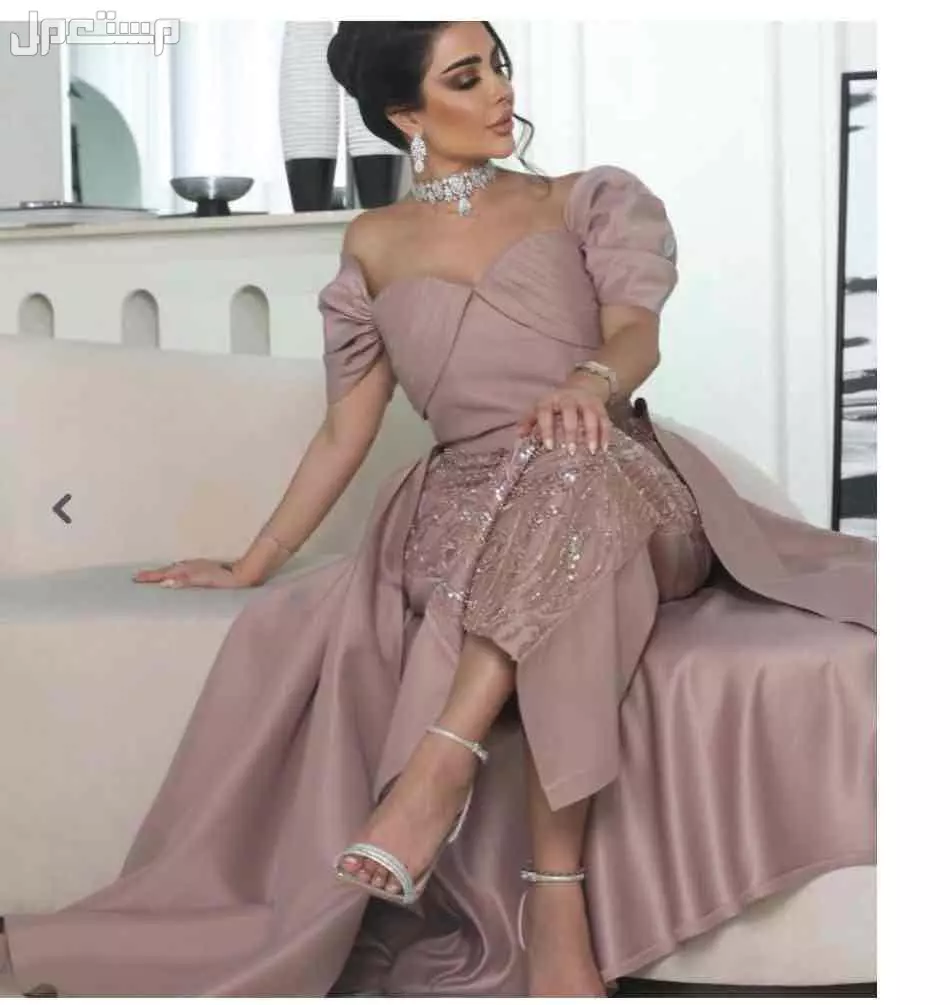 فستان راقي طويل للمناسبات – جديد مع تطريز ولمعة في الرياض بسعر 700 ريال سعودي