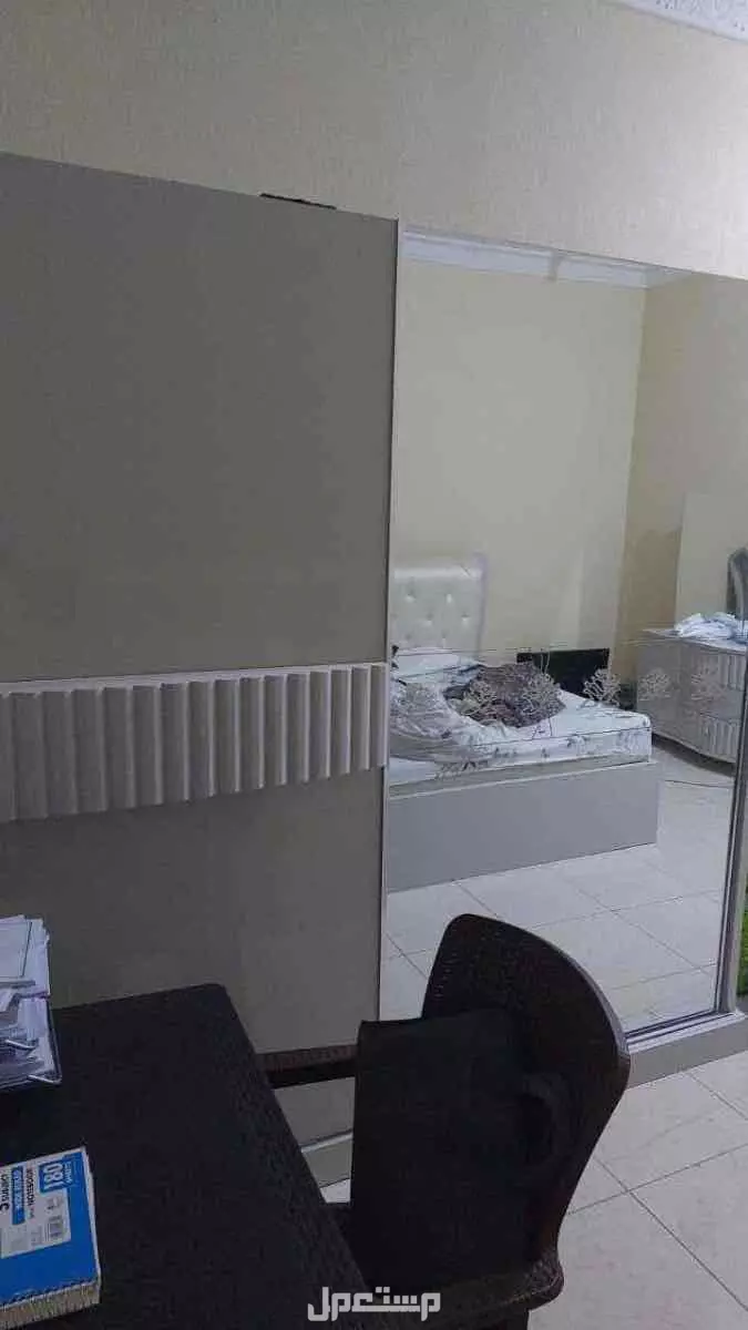 للبيع دولاب كبير ومانختلف بالسعر اراعيك
