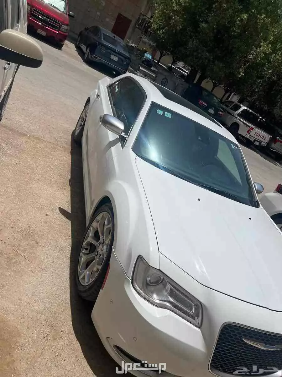 كرايسلر C300 2018 مستعملة للبيع في الرياض بسعر 90000 ريال سعودي