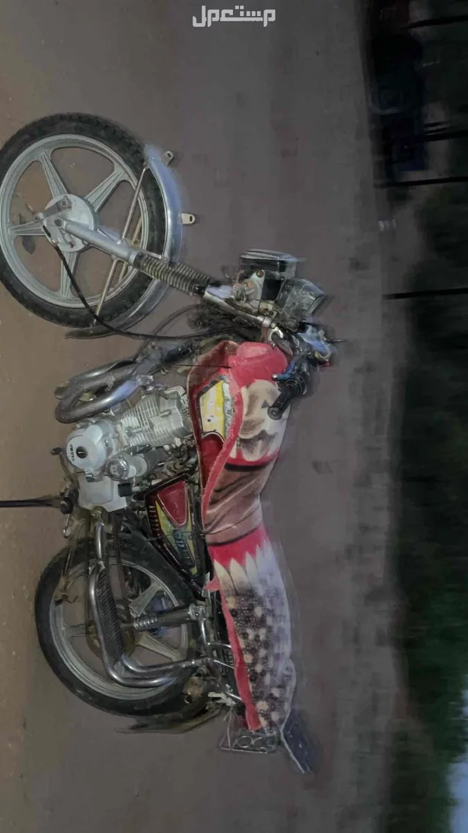 للبيع دباب سويدي 125 نظيف تعال وعاين وقلبه ولاهو مكروف استعمال من المزرعة للبقالة فقط دق سلفه وامش لايحتاج لشي غير تعبي بنزين  ب