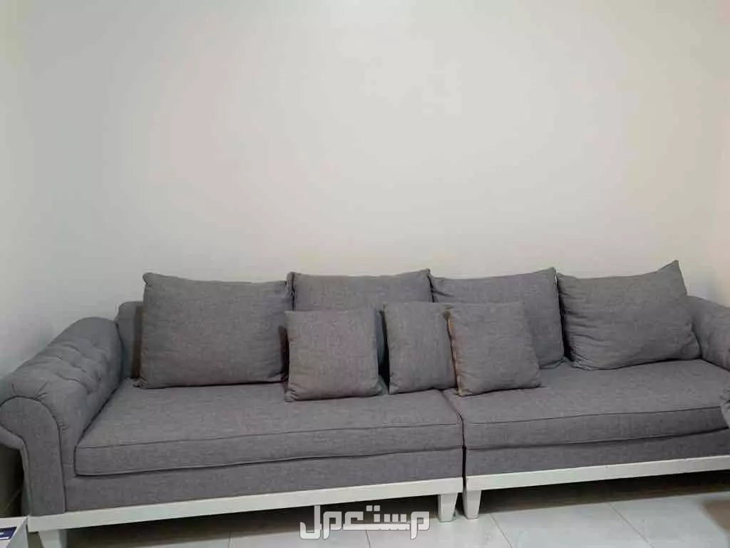 اثاث كنب شبه جديد في الرياض حي السلي ب 500 ريال