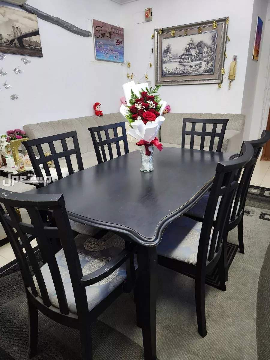 للبيع صُفره 6 كراسي بالطرابيزه