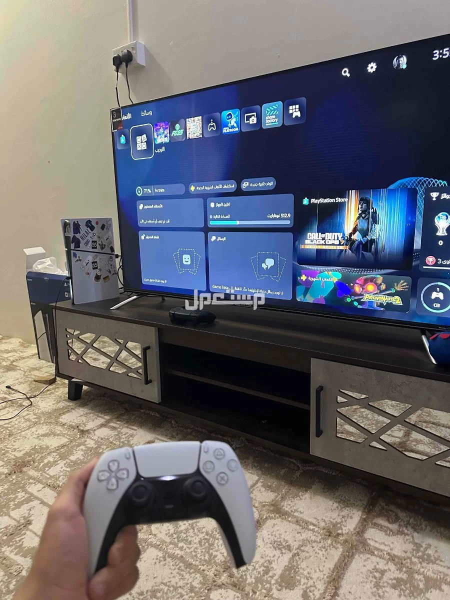 سوني فايف للبيع جديده معها يده واغراضها وعليها ضمان م اكستر